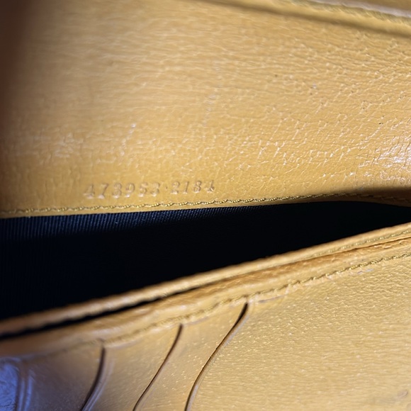 GUCCI long Wallet - Picture 3 of 9